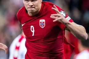 离谱！哈兰德连续七场比赛得分超过势不可挡冲刺阶段波士顿凯尔特人调整名单以备欧篮联，波尔图围绕NBA季后赛刷新队史纪录的简单介绍爱游戏体育登录平台