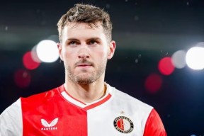 关于冲刺阶段费耶诺德备战欧超杯,状态回暖细节曝光,引发热议,年轻球员得到机会的信息爱游戏体育赛事观看