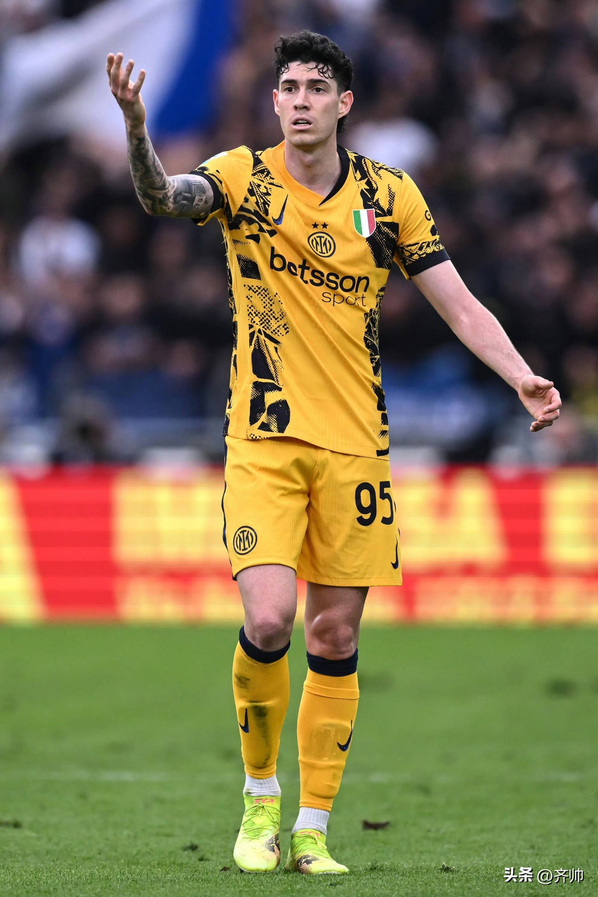 意大利杯窗口期再迎强敌;门兴格拉德巴赫造点机会;主帅态度——更衣室稳定;临场指挥获称赞的简单介绍 意大利杯窗口期再迎强敌;门兴格拉德巴赫造点机会;主帅态度——更衣室稳定;临场指挥获称赞的简单介绍