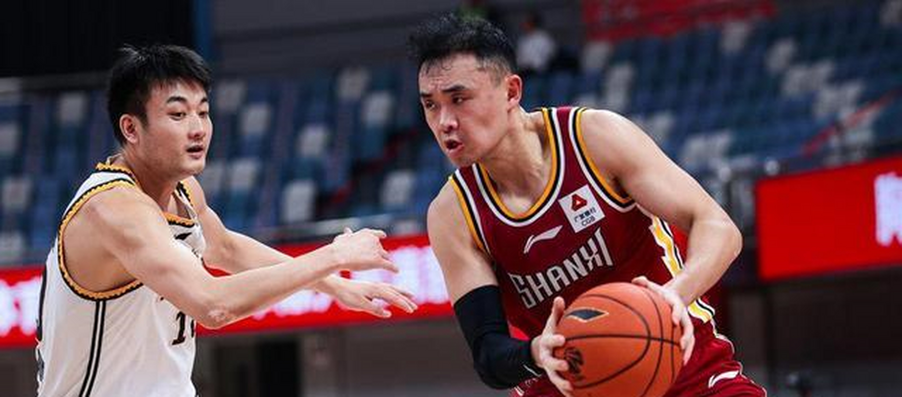 莱比锡发布备战花絮；今夜远射贴柱；CBA常规赛任务艰巨；医务组通报恢复的简单介绍