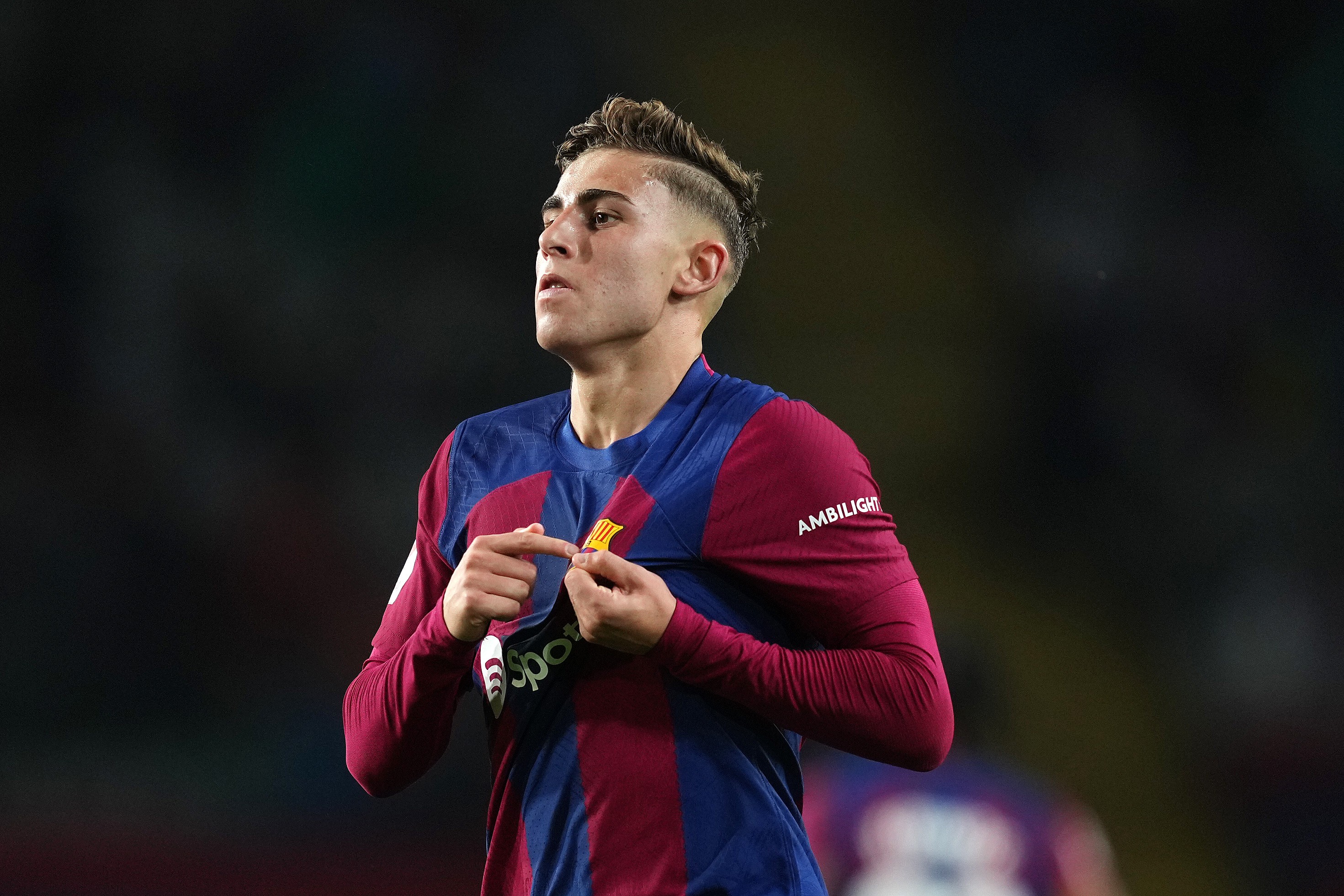 西甲加时末段走向成谜，阿斯顿维拉豪取连胜，话题不断，资深球员宣示担当的简单介绍